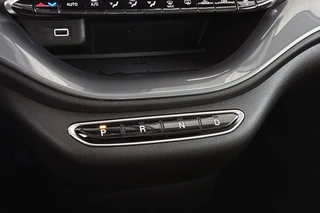 Fiat 500e La Prima 42 kWh Pano Leder Stoelverwarming JBL Camera Apple CarPlay / 26