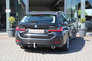 BMW 3-serie Touring 320e xDrive/Led/Trekhaak/Navi/Tel/All seas/ / 16