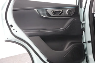 Omoda 5 EV Premium 61 kWh *DEMO* - Full Options! - Stuur-/stoelverwarming - Draadloze Apple Carplay of Android Auto - Schuif-/kanteldak - 7 jaar of 150.000km Fabrieksgarantie / 42