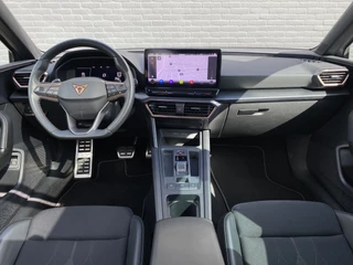 CUPRA Leon Sportstourer 1.4 e-Hybrid VZ Performance 245 pk  | 1e eigenaar | dealer onderh. | panoramadak | elektr. a. klep | kuipstoelen / 18