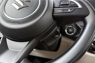 Suzuki Swift 1.2 Comfort Smart Hybrid | Cruise control | Navigatie | Airco | Parkeersensoren / 21