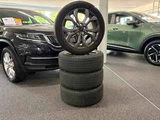 Ford Focus Wagon 1.0 EcoBoost Hybrid ST Line Style/ NL auto/ Achteruitrijcamera/ Sensoren / 39