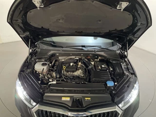 Skoda Octavia Combi 1.0 e-TSI DSG Business Edition Navigatie Parkeersensoren App-Connect DAB+ / 17