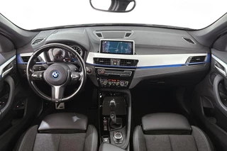 BMW X1 xDrive25e M Sport Sportstoelen Stoelverwarming Apple CarPlay LED / 8