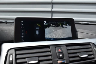 BMW 3 Serie Touring 320i M Sport Shadow  | Virtual Cockpit | Achteruitrijcamera | Groot Navi | HiFi | / 9