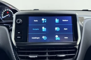 Peugeot 2008 1.2 PureTech Blue Lion | Trekhaak | Airco | Cruise control | Apple Carplay/Android Auto | DAB | Navigatie / 23