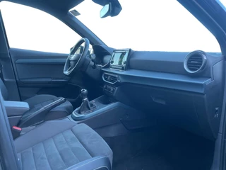 SEAT Arona Xperience Business Connect / 13
