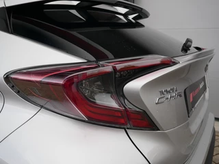 Toyota C-HR 1.8 Hybrid Executive JBL Audio| Leder| ACC| Dealer onderhouden / 25