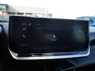 Peugeot 208 1.2 PureTech 100 Style | Lage km.stand | Airco | Cruise control | Parkeersensoren achter | Apple Carplay/Android Auto | Led verlichting / 23