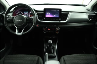Kia Stonic 1.0 T-GDi MHEV DynamicPlusLine  Apple Carplay/Android Auto - Cruise Control - Climate Control - Navigatie - Stuur/Stoel Verwarming - fabrieksgarantie tot 11-2031 / 32