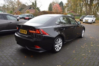 Lexus IS 300H HYBRID Business Line DEALER ONDERHOUDEN / 10