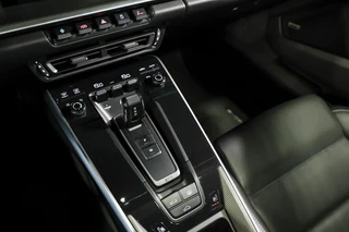 Porsche 911 3.8 Turbo S|PCCB|Matrix|Chrono|Schuifdak|Carbon / 61