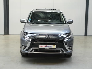 Mitsubishi Outlander 2.4 PHEV Intense / 15