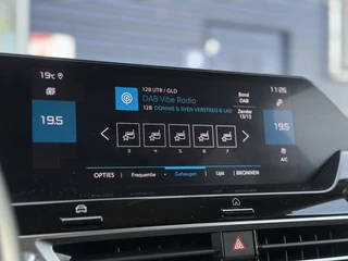 Citroen C4 1.2 Puretech 130pk Business Plus | Trekhaak | Adaptive Cruise Control | Comfort Stoelen | Navigatie | Climate Control | Keyless Entry/Start | DAB | Full LED | Apple Carplay/Android Auto | Parkeercamera/-sensoren | Head-Up Display | / 19