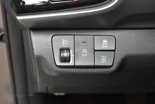 KIA Stonic 1.0 T-GDi MHEV 100pk DynamicLine / 16