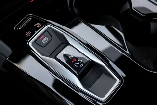 Audi Q5 2.0 e-hybrid quattro S Line Pano l 360 Camera l Nwe Model / 22