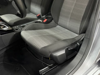 Opel Corsa 1.2 Edition Automaat | Navigatie | Park Pilot | Carplay | ALC | Stoelverwarming / 36
