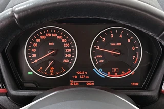 BMW X1 sDrive18i Executive Sport Line Panoramadak Trekhaak Groot Navi Stoelverwarming / 13