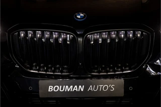 BMW X5 xDrive50e M Sport Pro 22" Carbon Harman Kardon Iconic Glow Head Up / 27