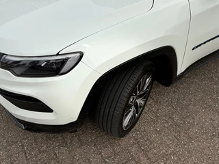 Jeep Compass 4xe 240 Plug-in Hybrid Electric Summit | Apple-Android | Parkeercamera | Leder bekleding / 10