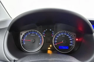 Hyundai i20 1.2i i-Vision / 30