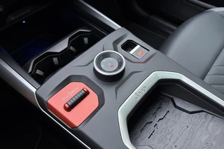 Jeep Compass 1.2 e-Hybrid First Edition | LED matrix verlichting | Panoramadak | Drive assist | Focal audio | Massage stoelen | Stoel ventilatie/verwarming | Camera's rondom / 20