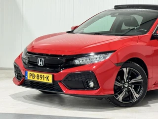 Honda Civic 1.0 i-VTEC Executive|PANO|KEYLESS|LANE ASSIST / 15