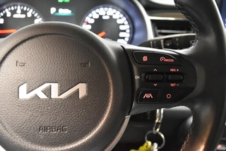 Kia Stonic 1.0 T-GDi 100pk DynamicPlusLine Automaat | Navi | Camera | Cruise | PDC | Keyless Entry | Start /Stop / 19
