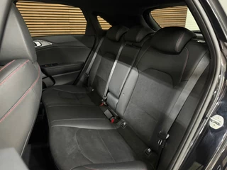 Kia Ceed 1.6 T-GDi GT 204pk | Facelift | VOL! | Pano | LED | Virtual | JBL | ACC | BCA | LFA | Wireless Charg | CarPlay / 24