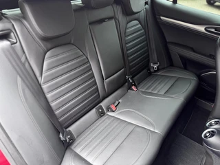 Alfa Romeo Stelvio 2.0 200pk Automaat AWD Sprint | Apple-Android | Parkeercamera | Adaptive Cruise Control / 9