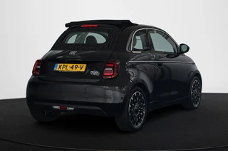 Fiat 500 C La Prima 42 kWh Cabrio Leder Stoelverwarming Achteruitrijcamera 17" / 4