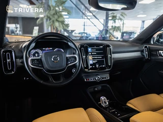 Volvo XC40 1.5 T5 Recharge Inscription 262PK l SoH 95% l CAM 360° l Vol Leder l PANO l Harm. Kardan l 1ste eig. Dealer Onderh. / 17