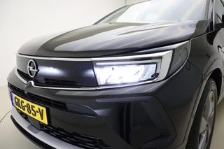 Opel Grandland 1.2 Turbo GS 130pk | Navigatie via APP | Climate Control | Stoel - Stuurverwarming | Parkeersensoren | Lichtmetalen Velgen | AGR Stoelen / 29