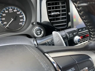 Mitsubishi Outlander 2.4 PHEV Intense+ 4WD 225 pk AUT. | 1e eigenaar | navigatie | trekhaak | elektr. v. stoel | carplay | alcantara / 29