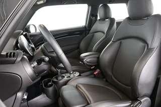 MINI Electric Camden Go Edition 33 kWh SOH 97% Apple CarPlay Achteruitrijcamera Sportstoelen Stoelverwarming / 7