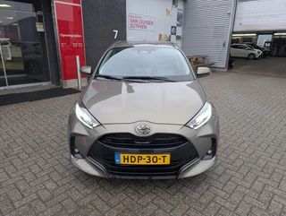 Toyota Yaris 1.5 Hybrid 115 First Edition LM-VELGEN AD-CRUISE NAVI CAMERA PRIVACY-GLASS / 7