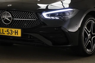 Mercedes-Benz CLA-klasse 250 e Business Solution AMG | WINTER PACK | PANORAMADAK | STUURVERWARMING | CAMERA / 20