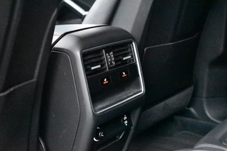 Porsche Cayenne Coupé 3.0 E-Hybrid Lightweight  | ACC | 22'' GT Design | Matrix PDLS+ | Carbon Dak | Luchtvering | 360 Camera | / 27