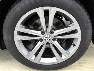 Volkswagen Arteon 2.0 TSI R-Line Automaat | Adaptive Cruise | Stoelverwarming | Navigatie | Virtuel Cockpit | Parkeersensoren / 11