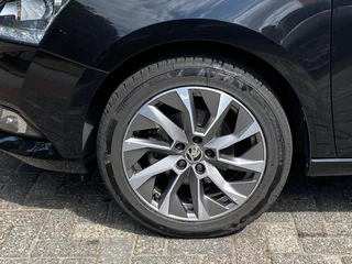 Škoda Fabia Combi 1.0 TSI Business Edition / 37