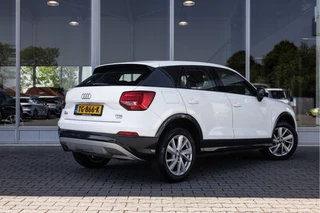 Audi Q2 1.0 TFSI Sport  | NL Auto | Bluetooth / 2