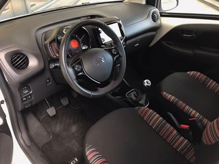 Citroën C1 1.0 VTi Shine Achteruitrijcamera | Navi | Airco / 10