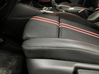 Opel Crossland 1.2 Turbo Level 4 / NL-auto / Met nieuwe distributieriem / 21