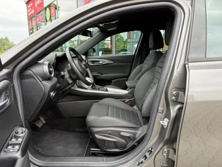 Alfa Romeo Tonale 1.5T Hybrid Sprint *ACC & Navigatie* / 8
