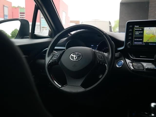 Toyota C-HR 2.0 Hybrid Style Camera| Stoelverw| ACC| Dealer onderhouden / 5