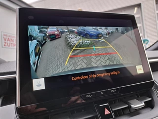 Toyota Corolla Cross 2.0 HYBRID 184PK FIRST-EDITION BLIND-SPOT EL-ACHTERKLEP LM-VELGEN KEYLESS PARK-SENSOREN STOELVERW DRAADLOOS-LADEN AD-CRUISE BLUETOOTH / 23