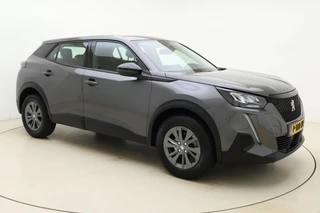 Peugeot 2008 1.2 PureTech 100pk Active Pack | Distributieriem vervangen in mei 2025 bij 92.519km | Navigatie | Climate Control | DAB+ | Lichtmetalen Velgen 16inch | Apple Carplay/Android Auto / 9