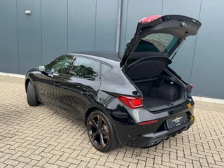 CUPRA Leon 1.5 eTSI Business Edition * Beats Audio * Navigatie * Camera * Stoelverwarming * / 22