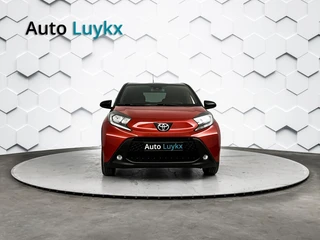 Toyota Aygo X 1.0 VVT-i S-CVT Pulse Plus Automaat | Keyless Entry | Parkeersensoren voor + achter | 17'' L.M. Velgen / 7
