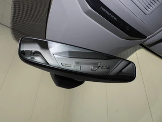 Volkswagen T-Roc 1.5 TSI Sport NAVI/CAMERA/VIRTUAL/LED/TREKH./17"LMV! / 23